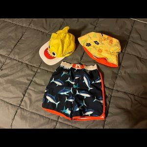 Baby shark lot 2T
